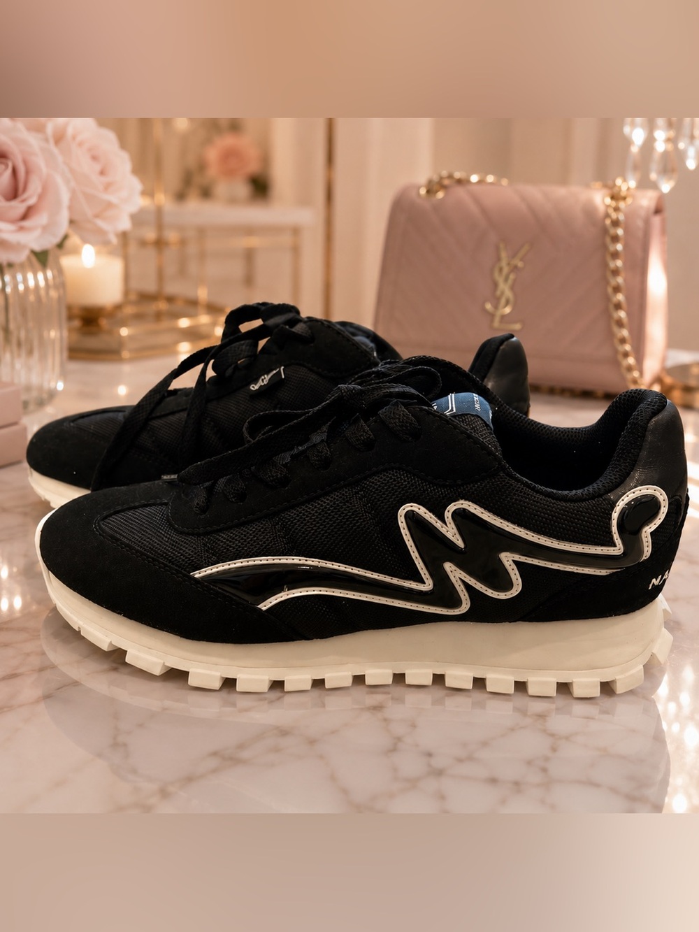 Marc Jacob’s Joggers sneakers